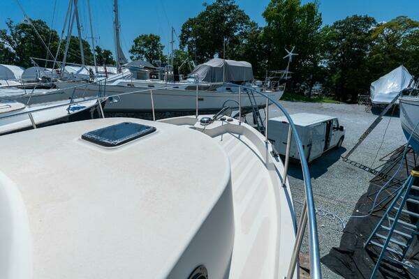 Nordic Tugs 32 Yacht For Sale