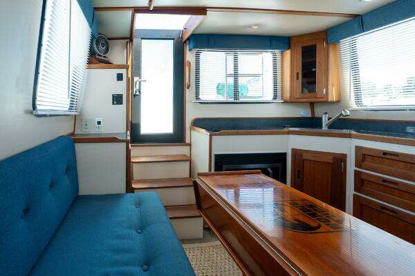 Nordic Tugs 32 Yacht For Sale
