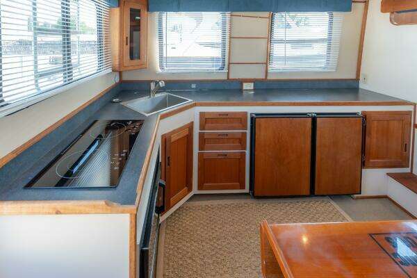 Nordic Tugs 32 Yacht For Sale