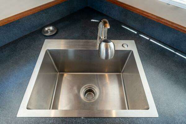 Nordic Tugs 32 Yacht For Sale