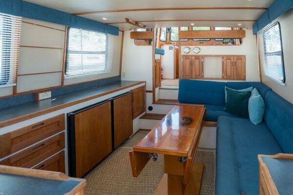 Nordic Tugs 32 Yacht For Sale