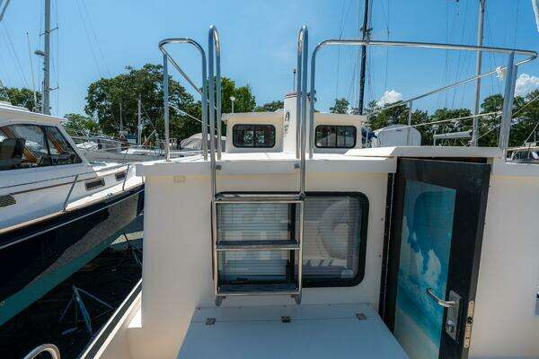 Nordic Tugs 32 Yacht For Sale