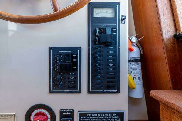 Nordic Tugs 32 Yacht For Sale