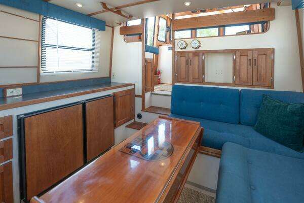 Nordic Tugs 32 Yacht For Sale