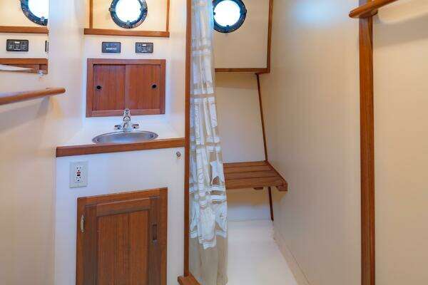 Nordic Tugs 32 Yacht For Sale