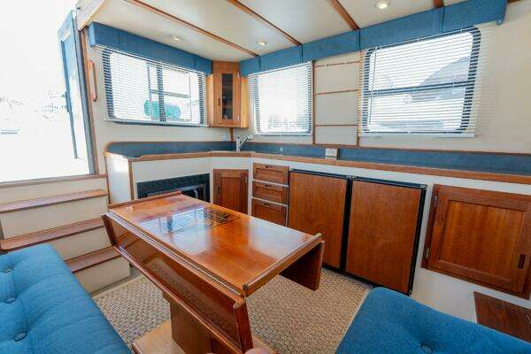 Nordic Tugs 32 Yacht For Sale