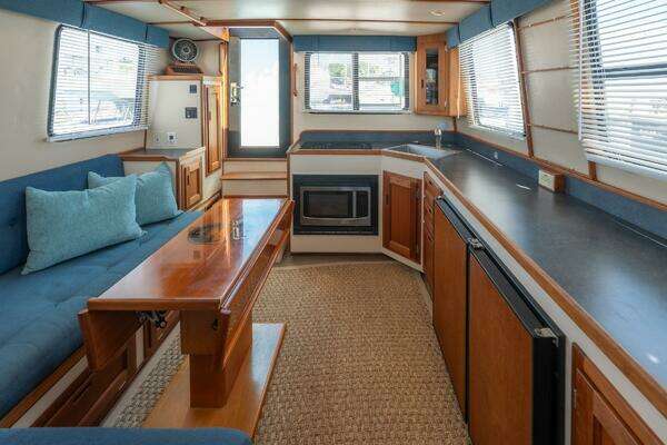 Nordic Tugs 32 Yacht For Sale
