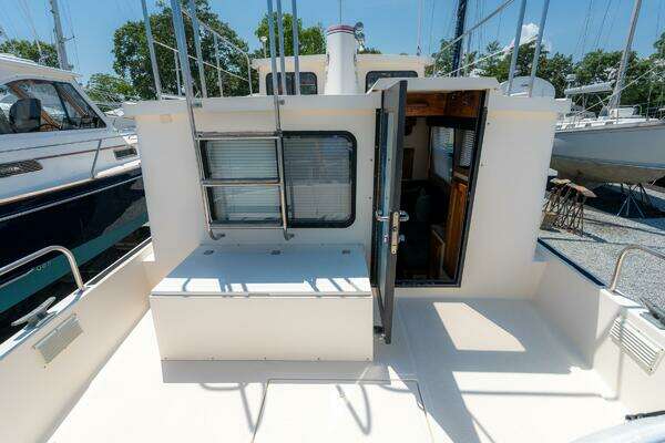 Nordic Tugs 32 Yacht For Sale