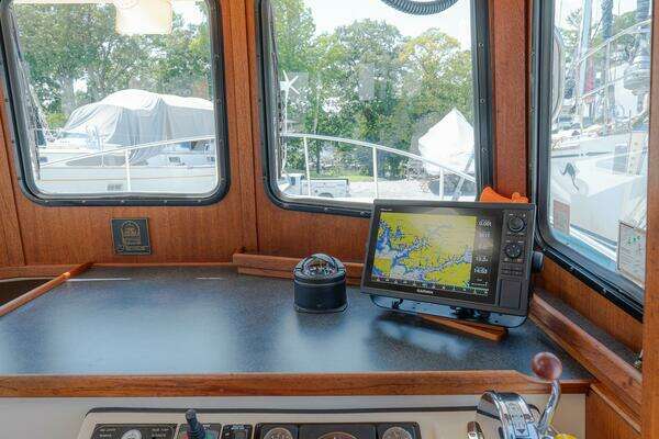 Nordic Tugs 32 Yacht For Sale