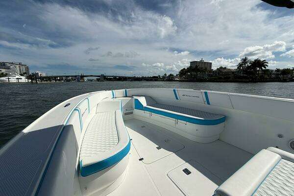 Midnight Express 37 Open Yacht For Sale