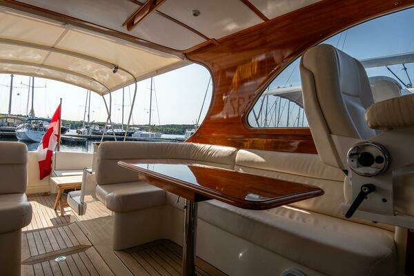Hinckley Talaria 44 Express Yacht For Sale
