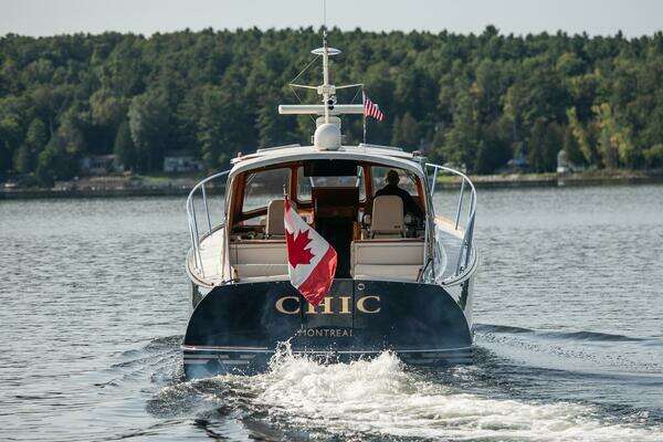Hinckley Talaria 44 Express Yacht For Sale
