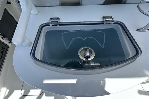 28ft World Cat Yacht For Sale