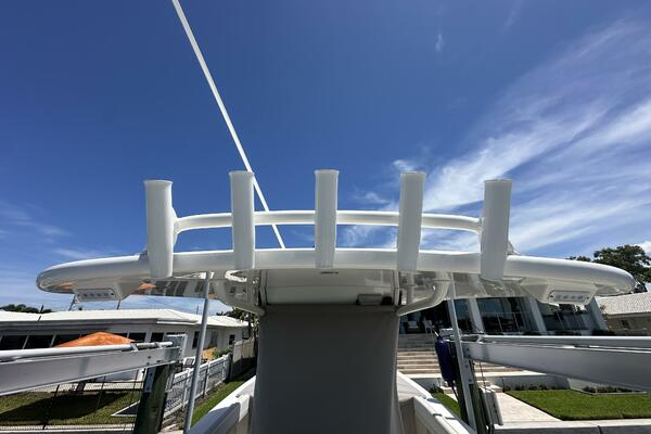 28ft World Cat Yacht For Sale