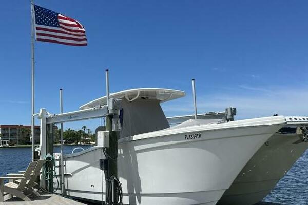 28ft World Cat Yacht For Sale