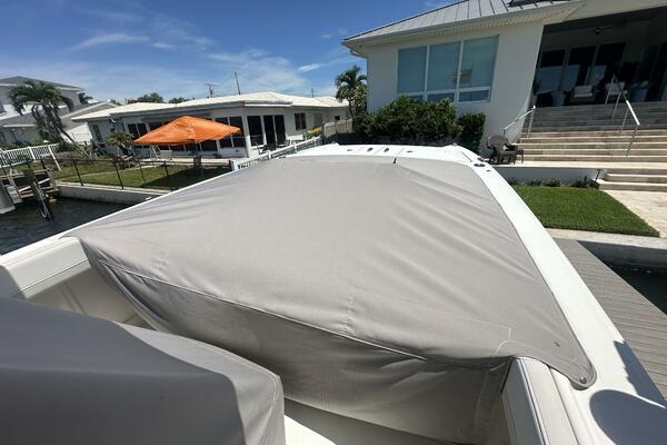 28ft World Cat Yacht For Sale