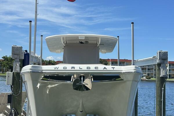 28ft World Cat Yacht For Sale