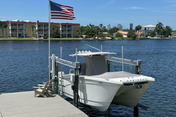 28ft World Cat Yacht For Sale