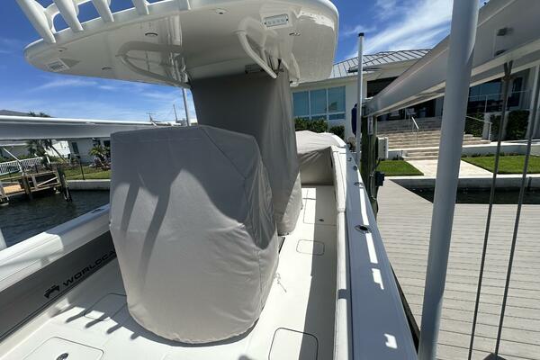 28ft World Cat Yacht For Sale
