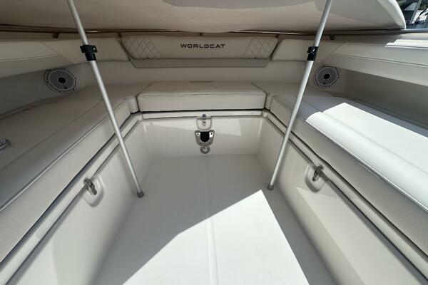 28ft World Cat Yacht For Sale