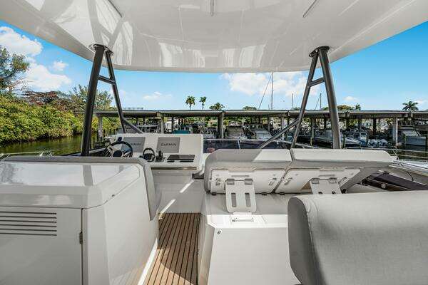 Prestige 520 Yacht For Sale