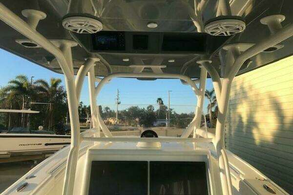 Yellowfin 34 Offshore Yacht For Sale