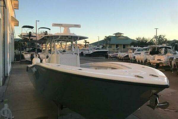 Yellowfin 34 Offshore Yacht For Sale