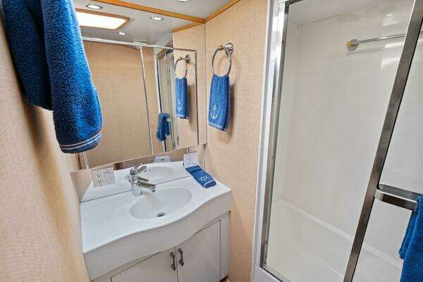 Hatteras Sport Fisherman Yacht For Sale