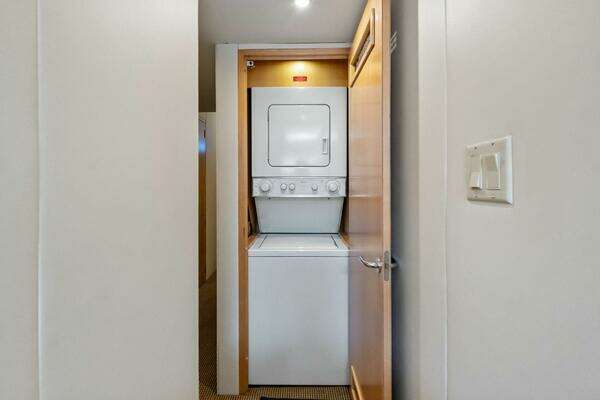 Hatteras Sport Fisherman Yacht For Sale