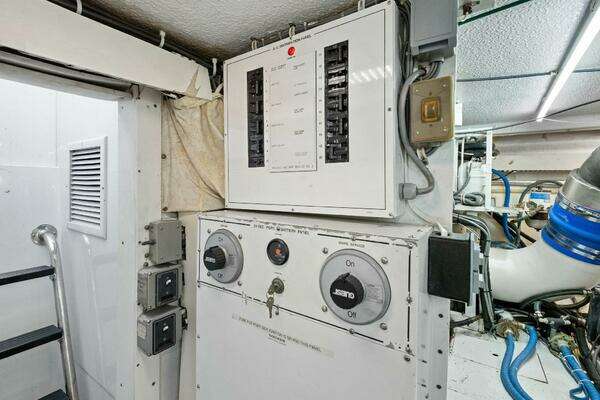 Hatteras Sport Fisherman Yacht For Sale
