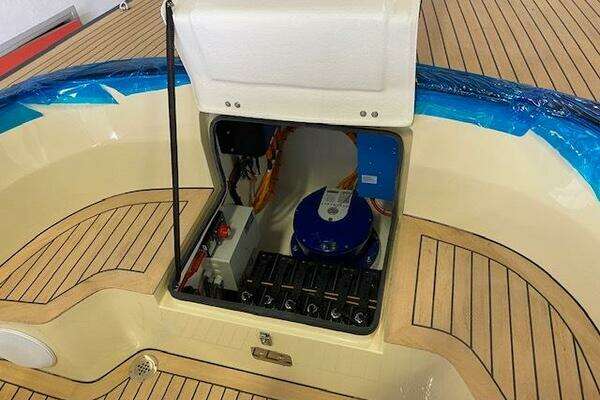 Leonardo Yachts Eagle 44 Yacht For Sale