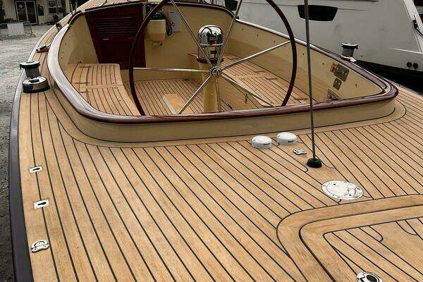 Leonardo Yachts Eagle 44 Yacht For Sale