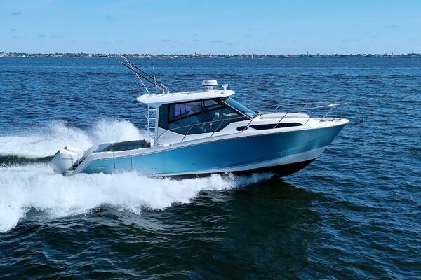 Carpe Diem 32ft Boston Whaler Yacht For Sale