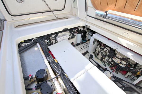 Carpe Diem 32ft Boston Whaler Yacht For Sale