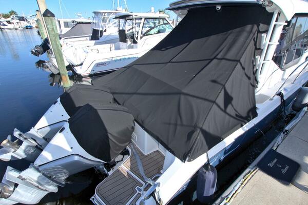 Carpe Diem 32ft Boston Whaler Yacht For Sale