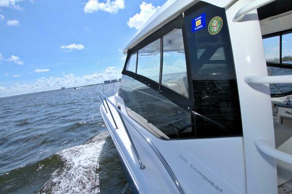 Carpe Diem 32ft Boston Whaler Yacht For Sale