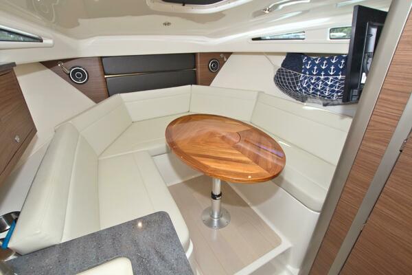 Carpe Diem 32ft Boston Whaler Yacht For Sale