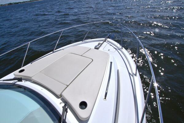 Carpe Diem 32ft Boston Whaler Yacht For Sale