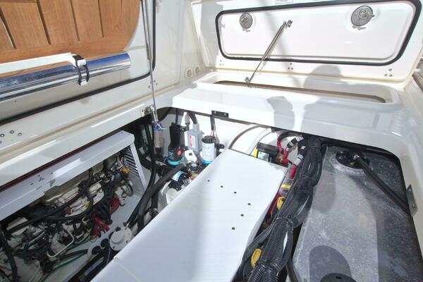 Carpe Diem 32ft Boston Whaler Yacht For Sale