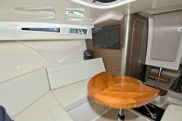 Carpe Diem 32ft Boston Whaler Yacht For Sale