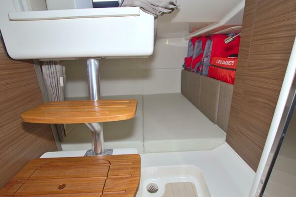 Carpe Diem 32ft Boston Whaler Yacht For Sale