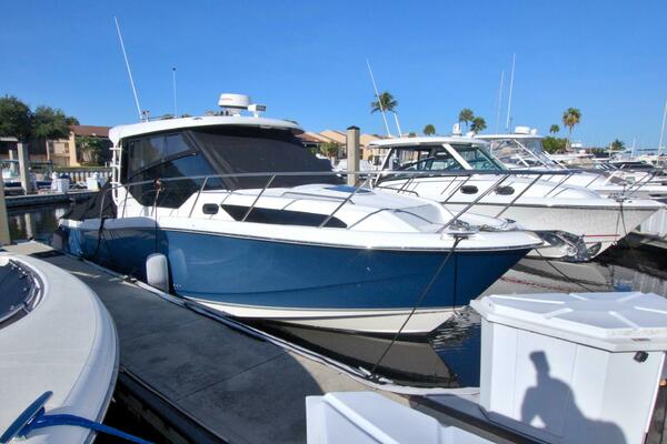 Carpe Diem 32ft Boston Whaler Yacht For Sale
