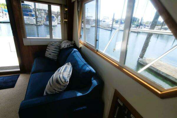 Navigator 3900 Californian Yacht For Sale