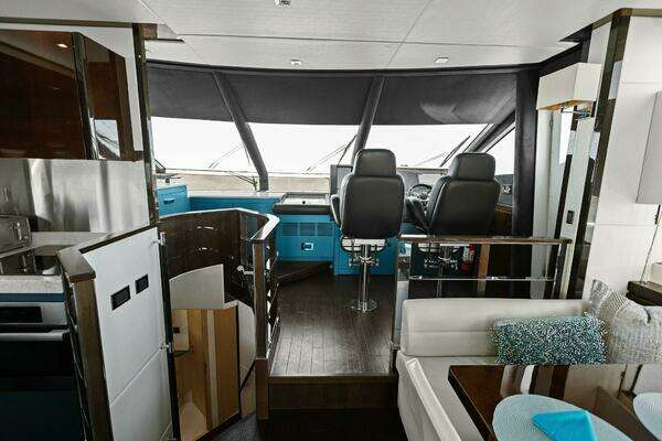 Sunseeker 73 Manhattan Yacht For Sale