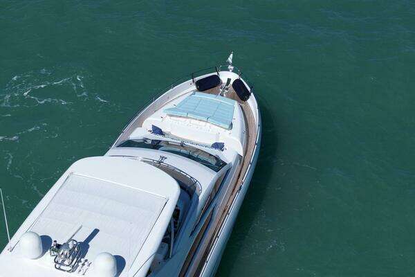 Sunseeker 73 Manhattan Yacht For Sale