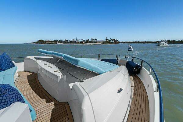 Sunseeker 73 Manhattan Yacht For Sale