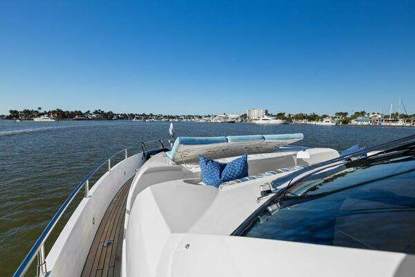 Sunseeker 73 Manhattan Yacht For Sale