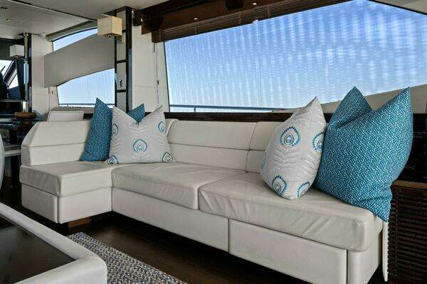 Sunseeker 73 Manhattan Yacht For Sale