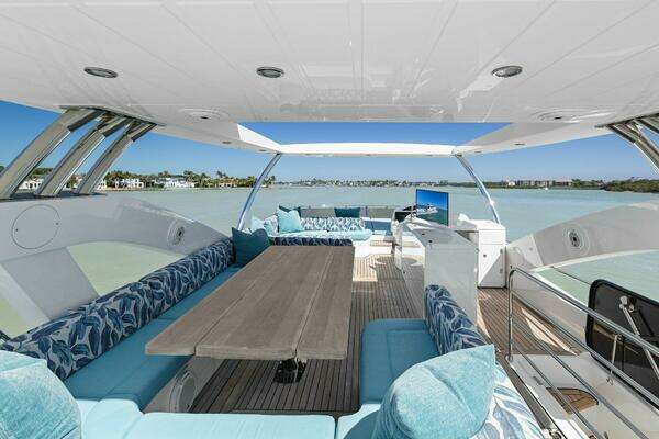 Sunseeker 73 Manhattan Yacht For Sale