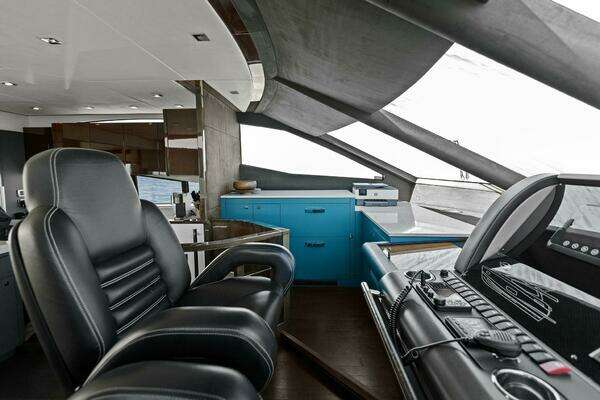 Sunseeker 73 Manhattan Yacht For Sale
